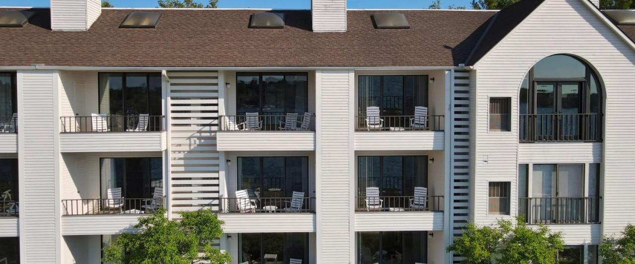 359 Edgewater Inn Charlevoix Exteriér fotografie